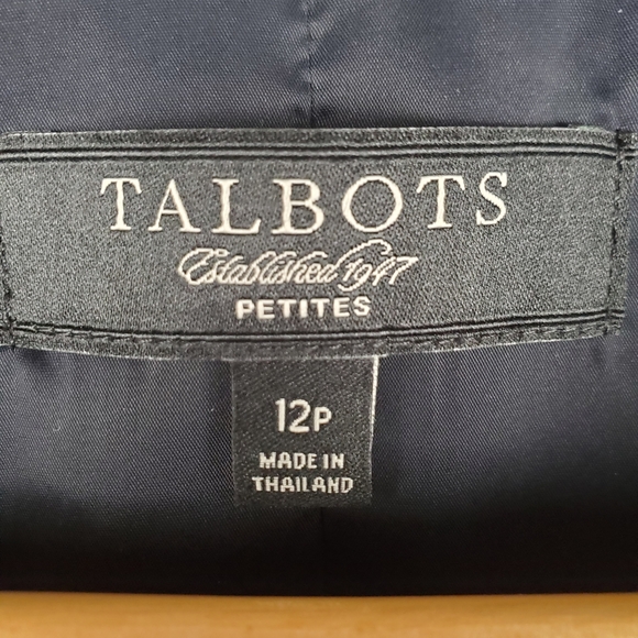 Talbots Black and White Pinstripe Blazer. 12P. G0097 - Picture 3 of 10